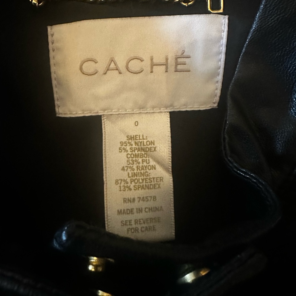 Cache Jacket - image 3